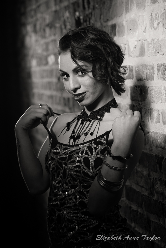 Graffiti Warehouse Gangster Girls